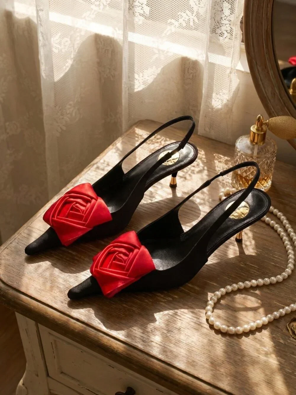 Red Elegant Women's High Heel Sandals with Bow and Square Floral Design - Picture 5 of 6